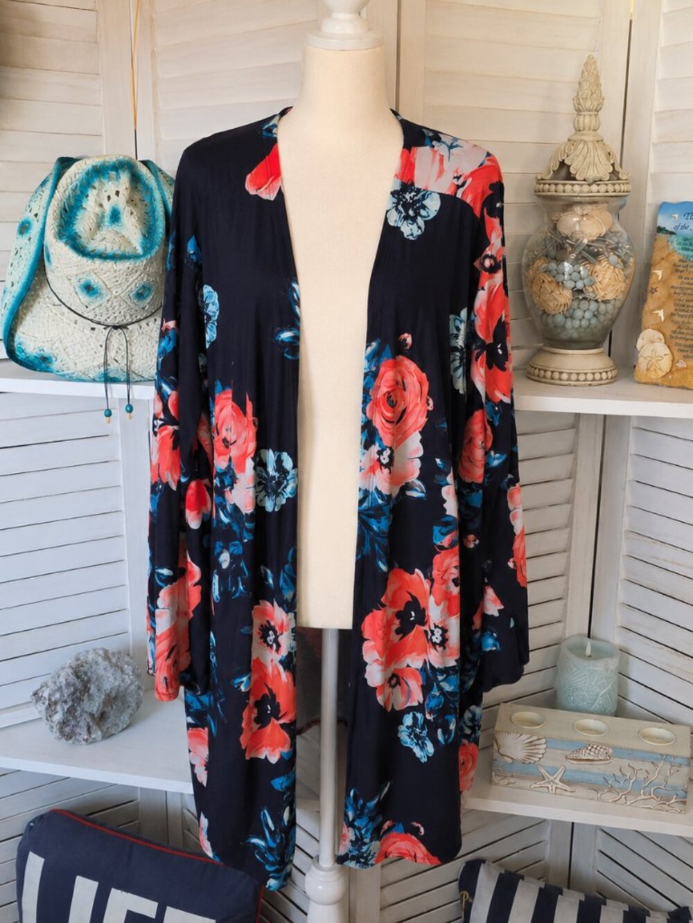 Vibrant Tropical Summer Kimono Size XXL | Black, Coral, Blue